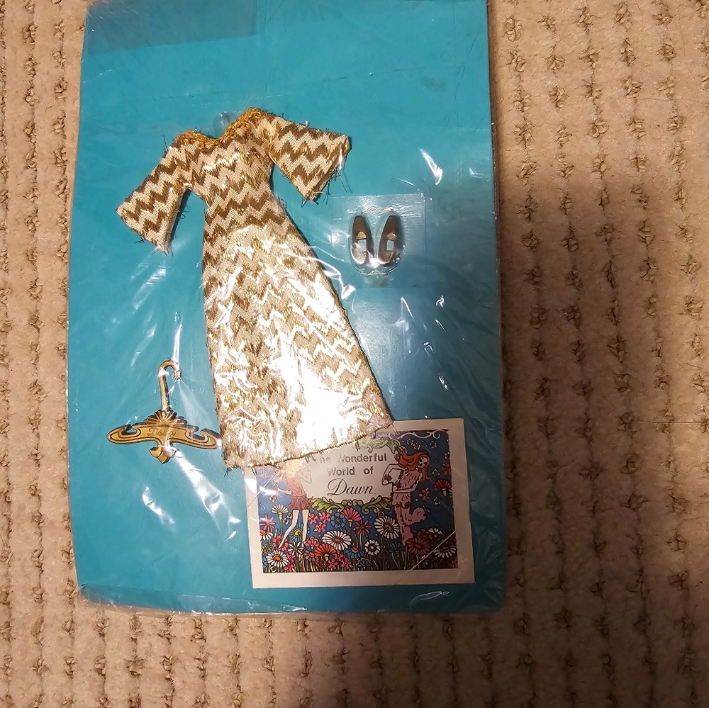 1970s outfit for Dawn Dolls by Topper. Vintage